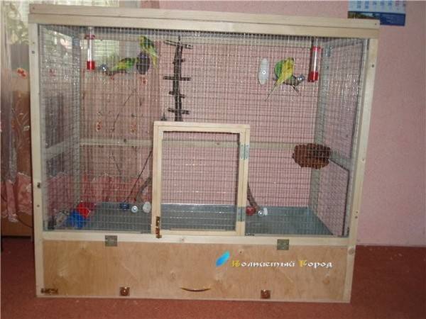 Инструкция как сделать клетку для попугая своими руками и оборудовать ее